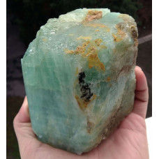 akvamarín krystal XXL (1,8kg)